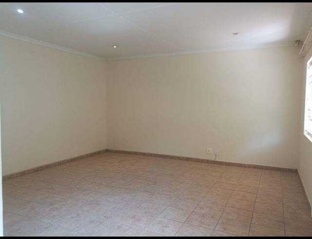 3 BEDROOM SIMPLEX RENTED IN BROADLANDS
